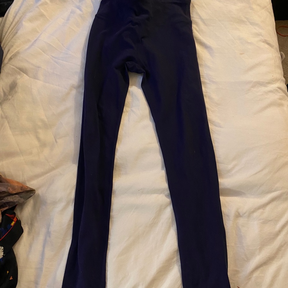 blue fabletics leggings